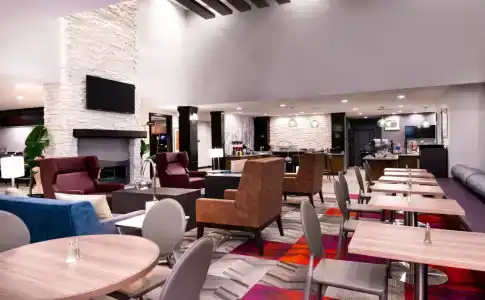 Staybridge Suites - - 27