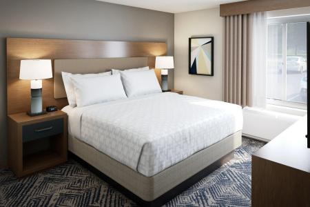 Hawthorn Suites by Wyndham DFW Airport North - 4