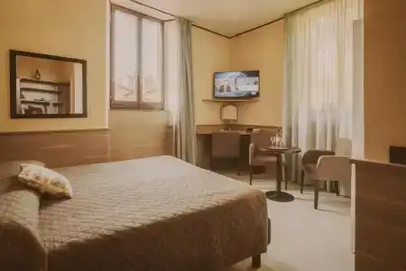 Valentino Centro Storico - 43