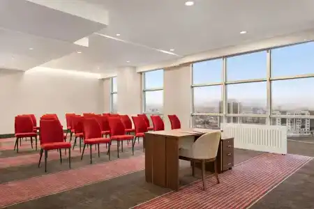 Ramada by Wyndham Sivas - 12
