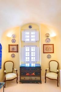 The Tsitouras Collection - 10