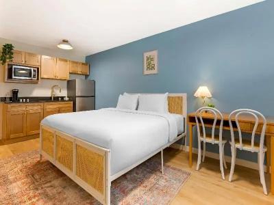 Americas Best Value Inn Tucson - 33