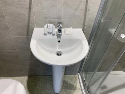 Trivelles - Manchester - Cross Lane - 37