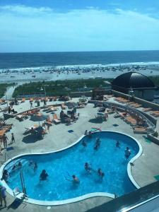 Boardwalk Resorts at Atlantic Palace - 13