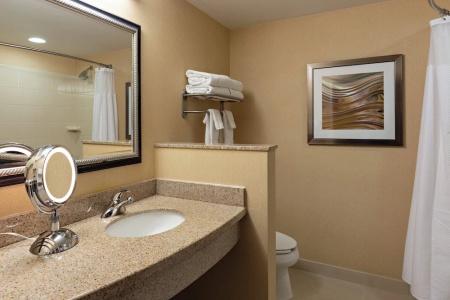 Courtyard by Marriott Hershey - 37