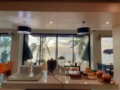 Golden Dragon Beach Pattaya - 16