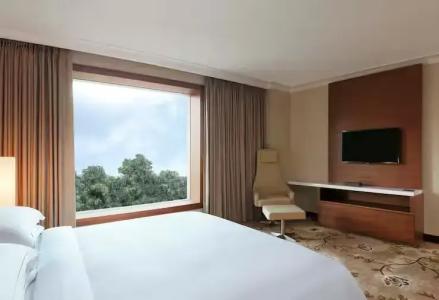 Hilton Bangalore Embassy GolfLinks - 163