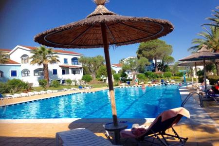 Helion Resort - 8