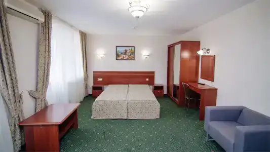 Юбилейный - 4
