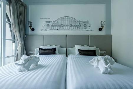 White Ivory Bed And Breakfast - 72