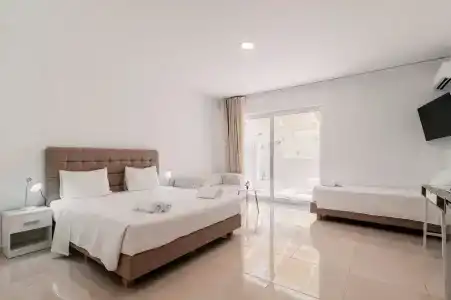 Bamboo Suites Boutique - 43