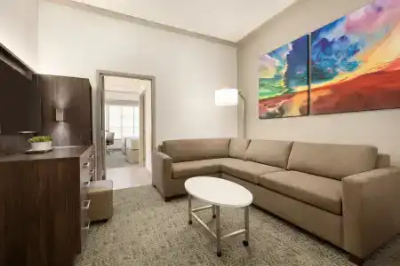 Buena Vista Suites Orlando - 16