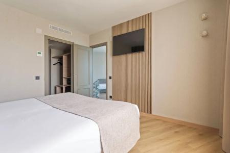 Rafaelhoteles Piramides - 36