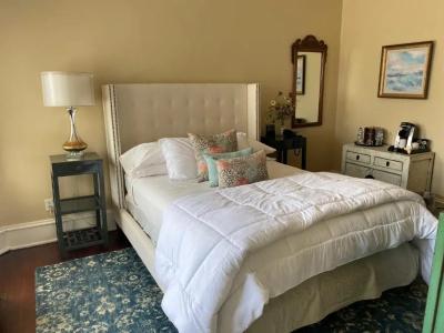 Inn at 835 Boutique - 64