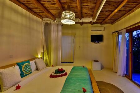 Zanbluu Beach - 59