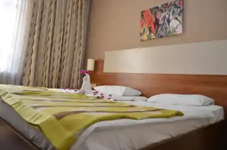 Melissa Moment Apart - 4