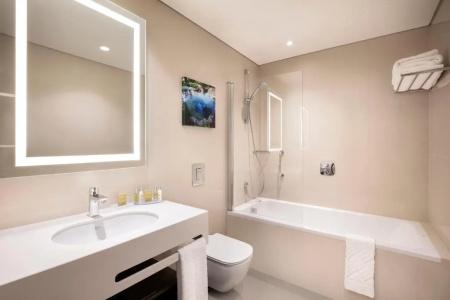 Hilton Garden Inn - 69