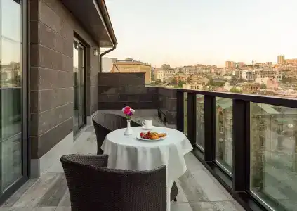 Dave Yerevan - 20