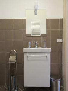 Roema Guest House - 42