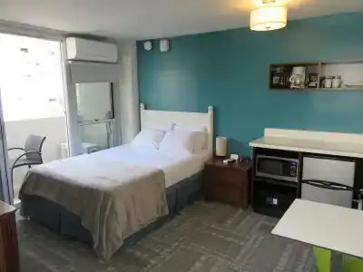 Waikiki Central - No Resort Fees - 10