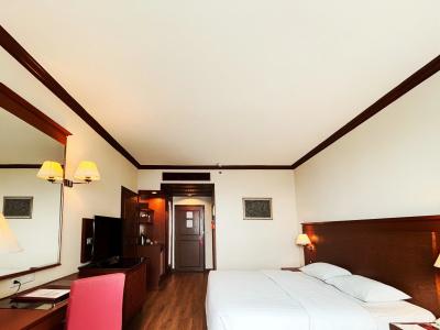 The Empress - Sha Extra Plus - 26