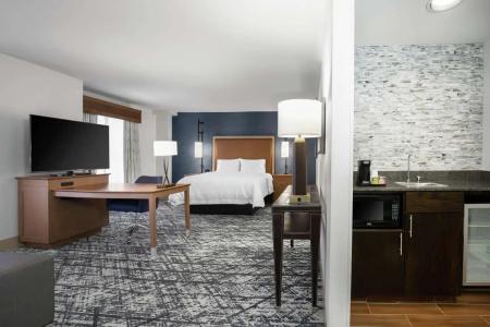 Hampton Inn & Suites Austin-Downtown/Convention Center - 43