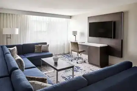 Ventura Beach Marriott - 63