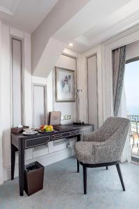 Les Ambassadeurs Ultra Luxury Beachfront Resort & Maldives Villas & Casino & Yacht Marina - 25