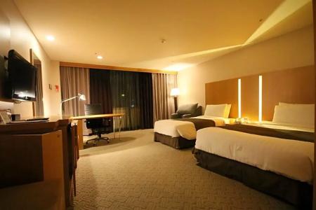 Ramada by Wyndham Songdo - 80