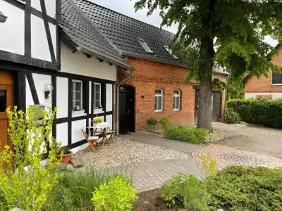 Luther Birke Wittenberg - 25
