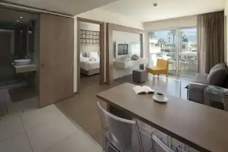 Melpo Antia Suites - 72