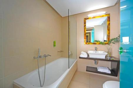 Steris Elegant Beach & - 51