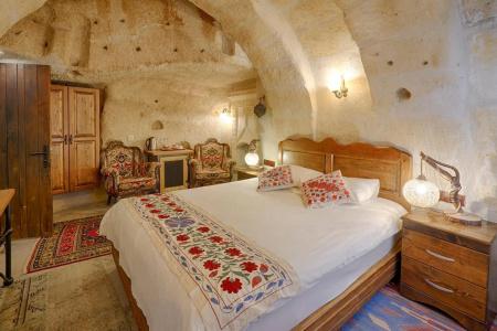 Tulip Cave Suites - 31