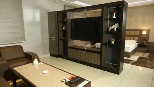 Avan Plaza - 36