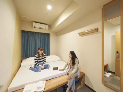 The Pocket Kyoto Karasuma Gojo - 26