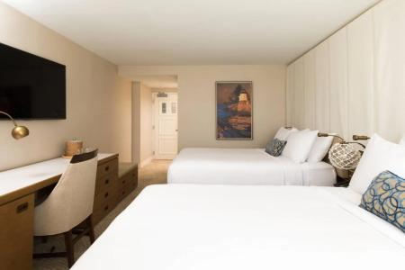 Newport Marriott - 31