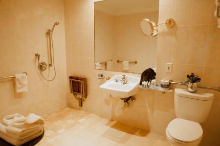 Best Western Plus Sunset Plaza - 8