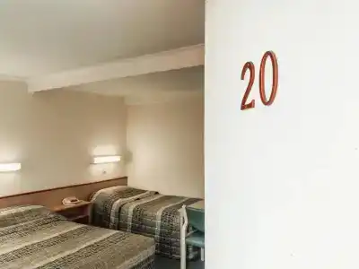 Best Western Colonial Village - 32