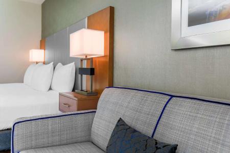 DoubleTree by Hilton Atlanta Airport - 44