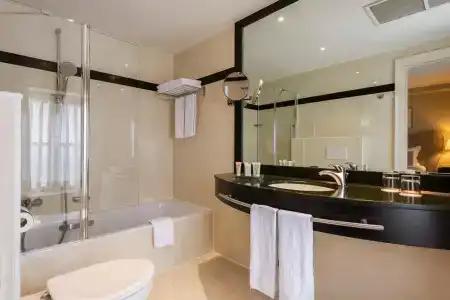 The Peellaert Brugge Centrum – Adults only - 7