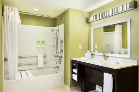 Home2 Suites By Hilton West - 7