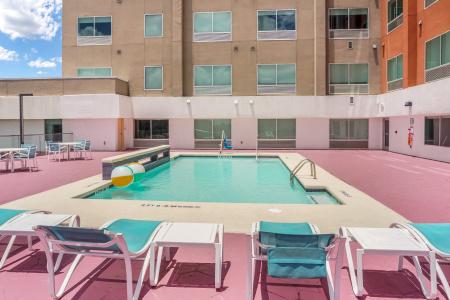 Holiday Inn Express & Suites - Houston Westchase - Westheimer, an IHG - 20