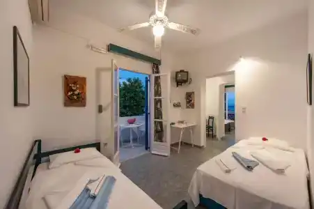 Anna Maria - 42
