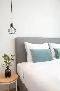 2Stay - 34