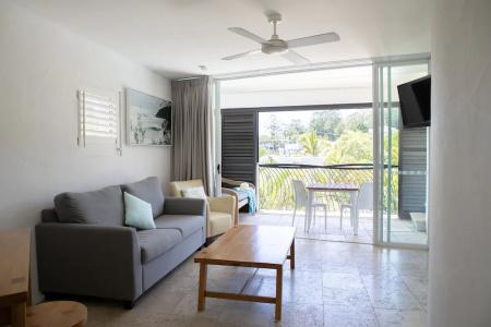 Noosa Blue - 53