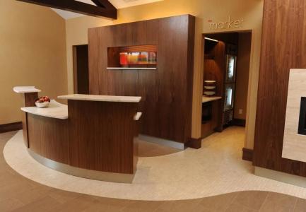 Courtyard East / Penfield - 3