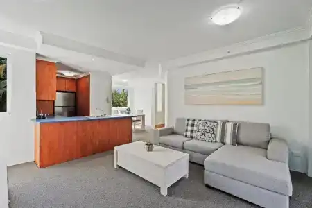 Crystal Bay On The Broadwater - 140