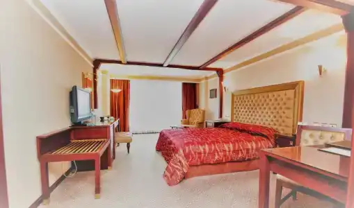 Karaca - 100