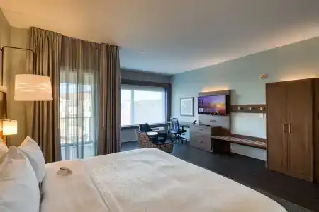 Holiday Inn Express & Suites - Charlotte - South End, An Ihg - 32