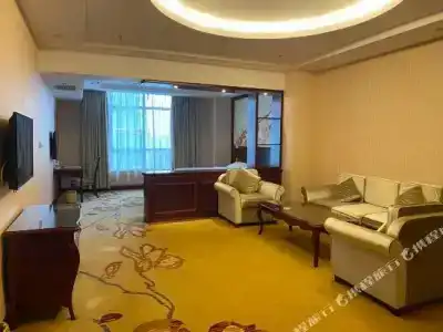 Vienna Dongguan Shi - 13